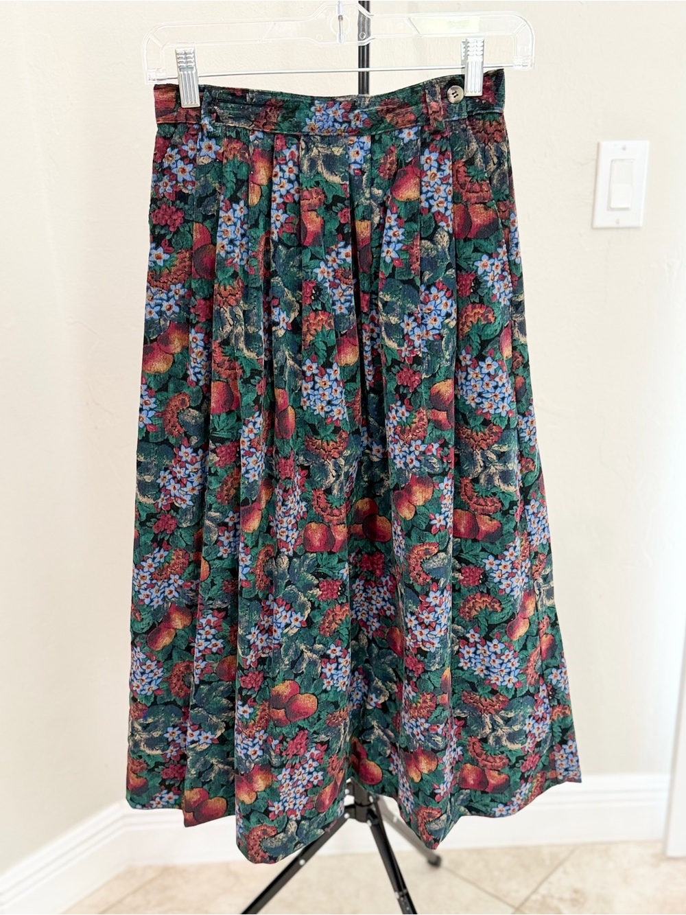 Vintage L.L.Bean Fruit Floral Corduroy Pleated Midi Skirt Cottagecore Folk
